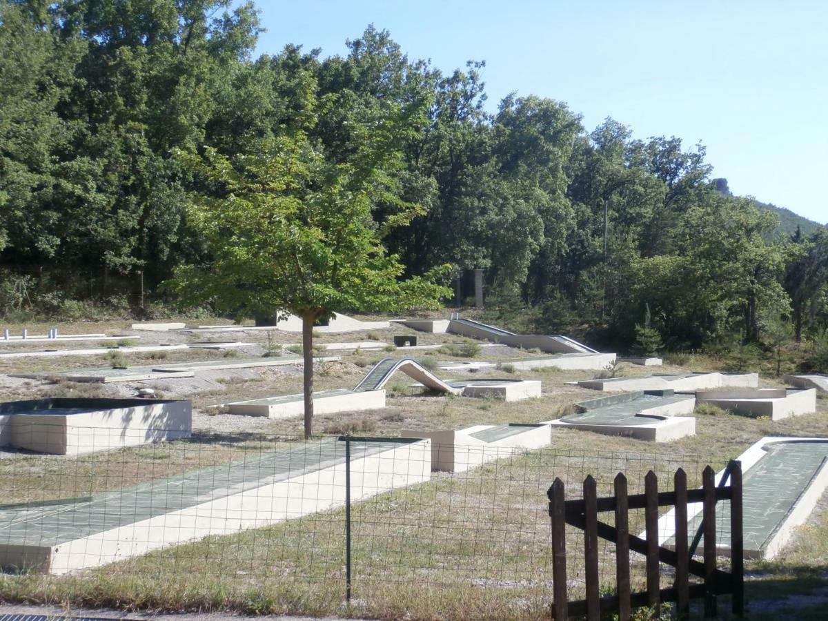 Le Claux Des Hesperides Ξενοδοχείο Allemagne-en-Provence Εξωτερικό φωτογραφία